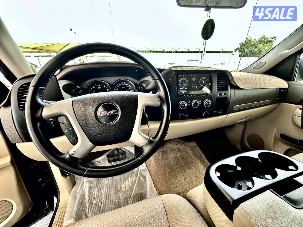 ًGMC Sierra SLE - الموديل:2013 - العداد:27415