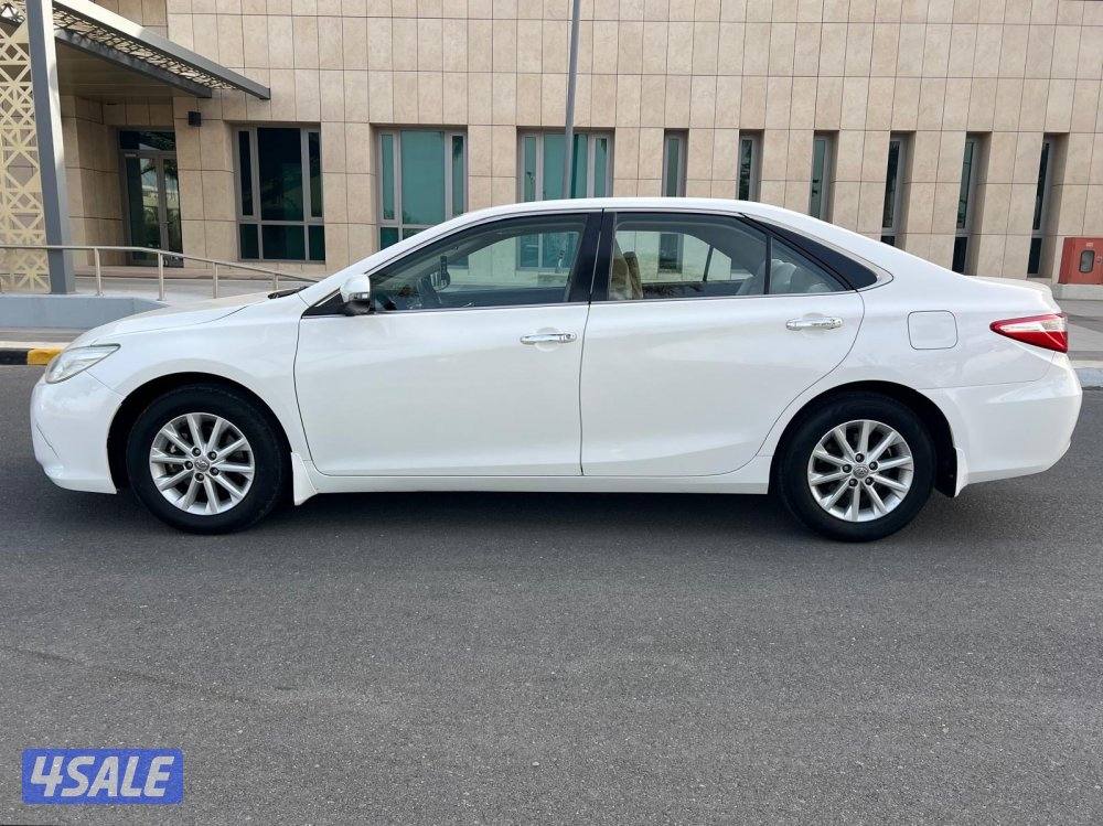 للبيع كامري GL موديل 2017 ( عداد 160 فـقـط ) صـبـغ الـوكـالـه5