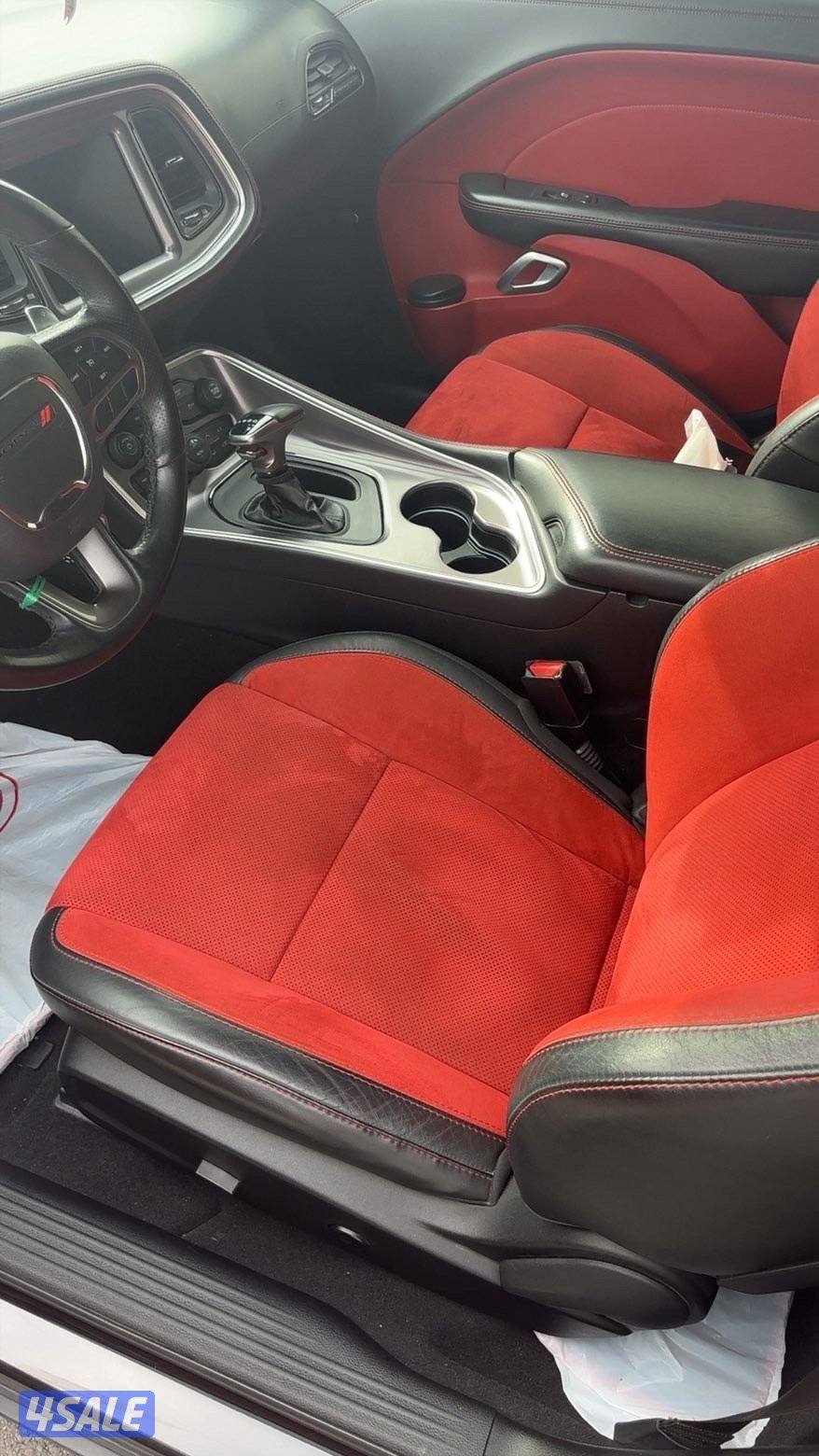 للبيع دودج تشالنجر r/t4