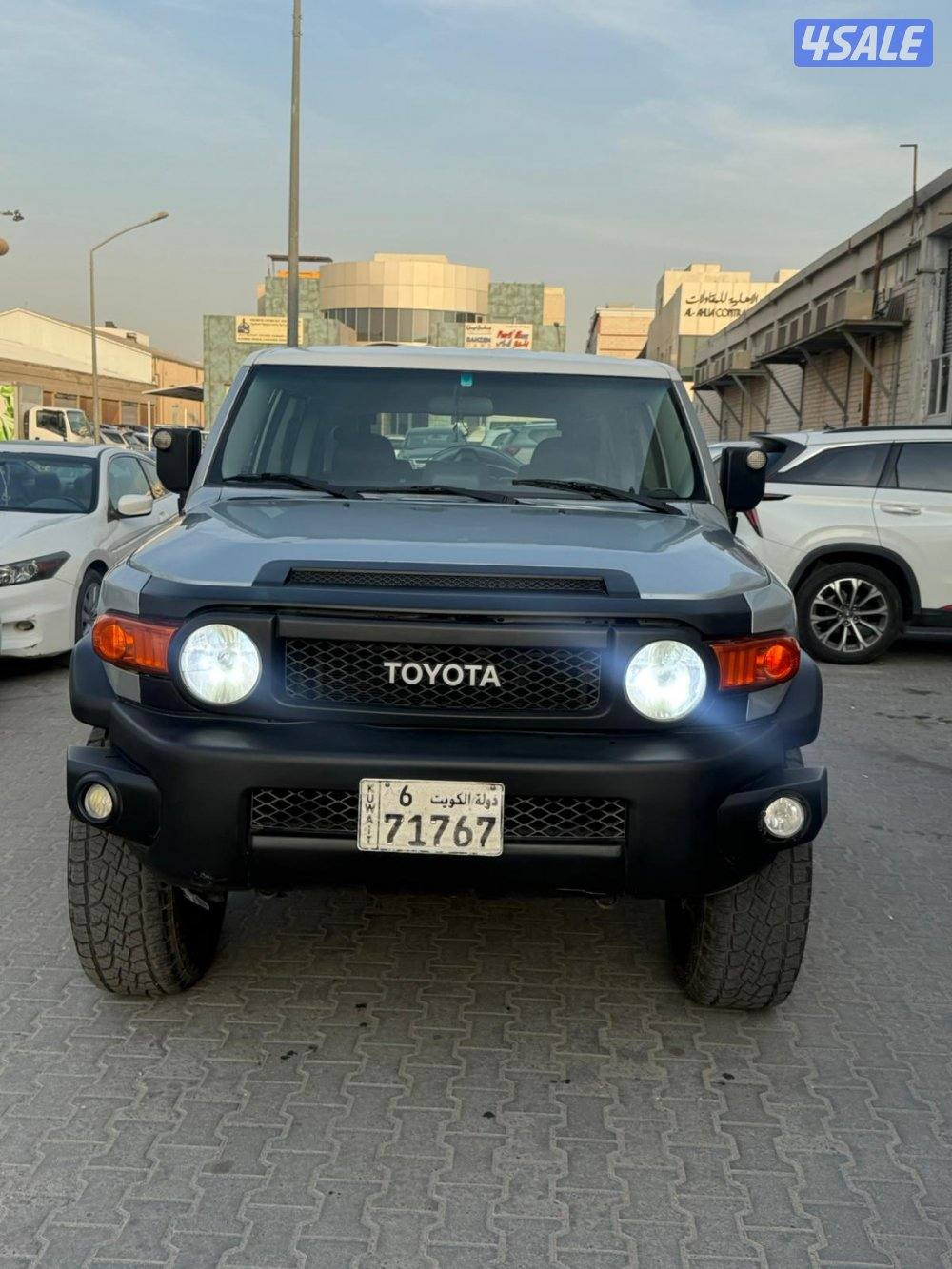 تويوتا Fj كروز 

موديل 2008 وارد1