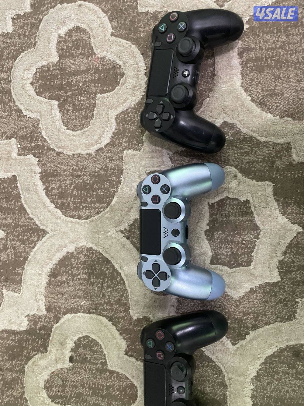 3 يدات بلايستيشن مستعملين استعمال نظيف بحاله جيده وممتازه (كاش فقط)1