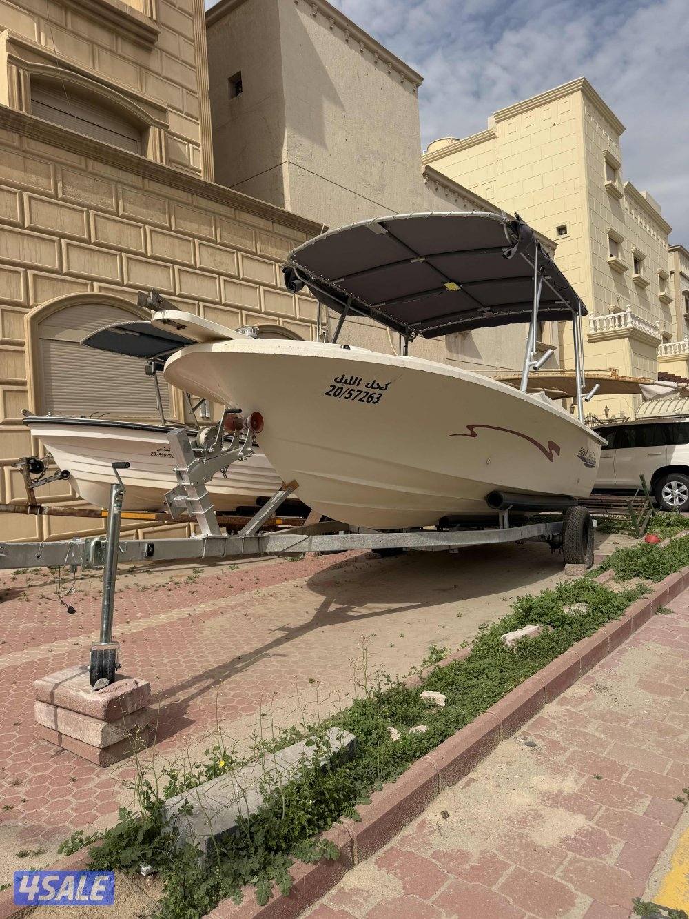 طراد عماني 20 قدم موديل 2009 المالك الثاني0