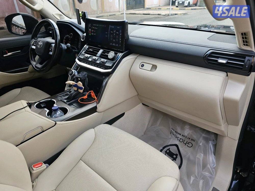 لاندكروزر جي اكس ار ايرو اس توين تيربو ٢٠٢٣10