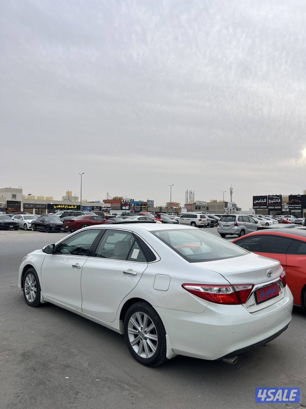 تيوتا كامري GLX4