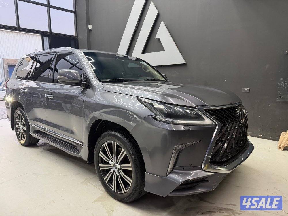 لكزس LX570 موديل 20161