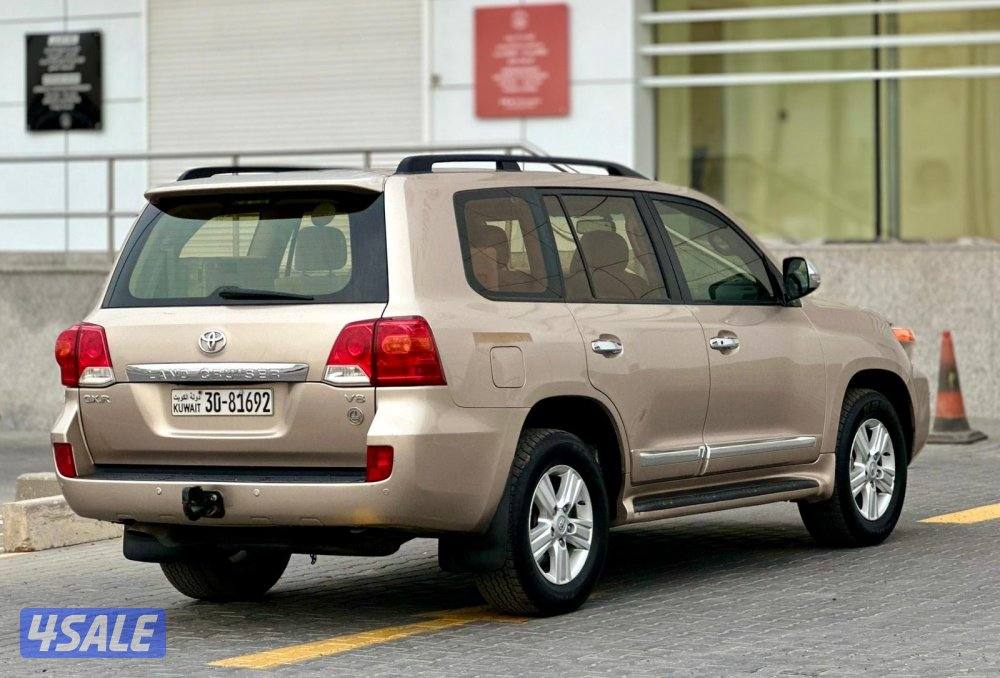 لاند كروزر GXR V83