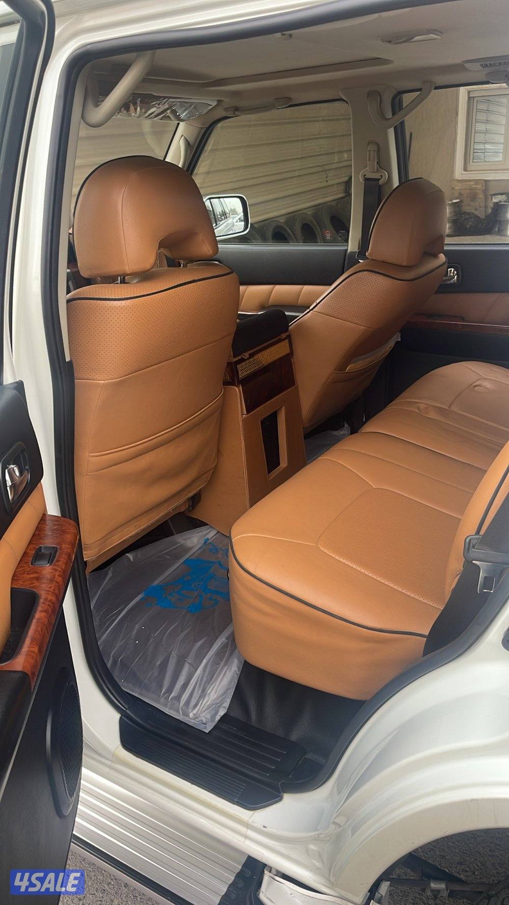 للبيع سفاري فتك بحاله مصنع عداد قليل ٤٩8