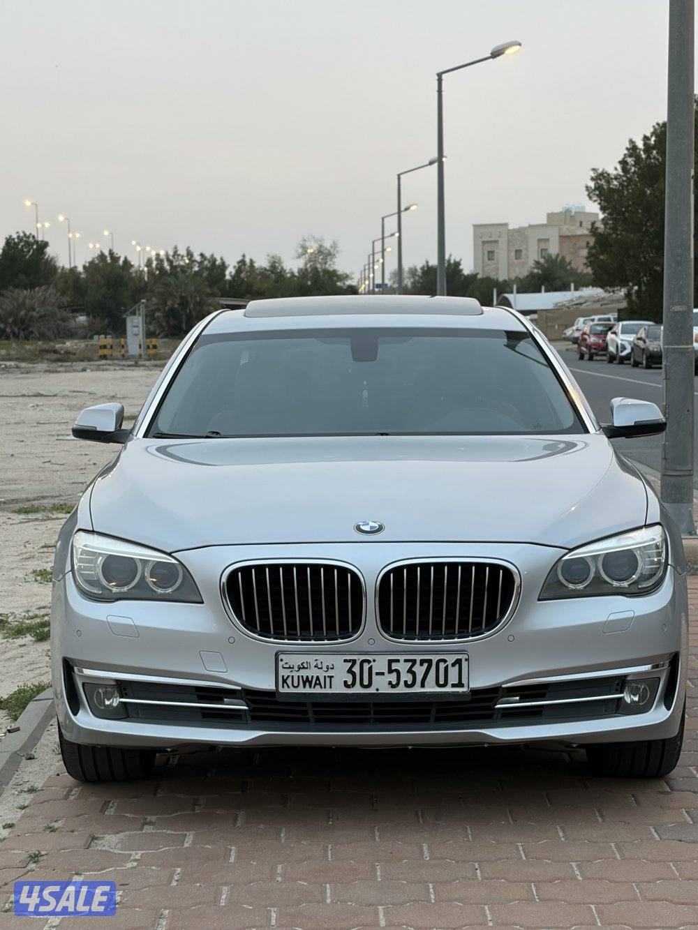 2015 BMW 7300
