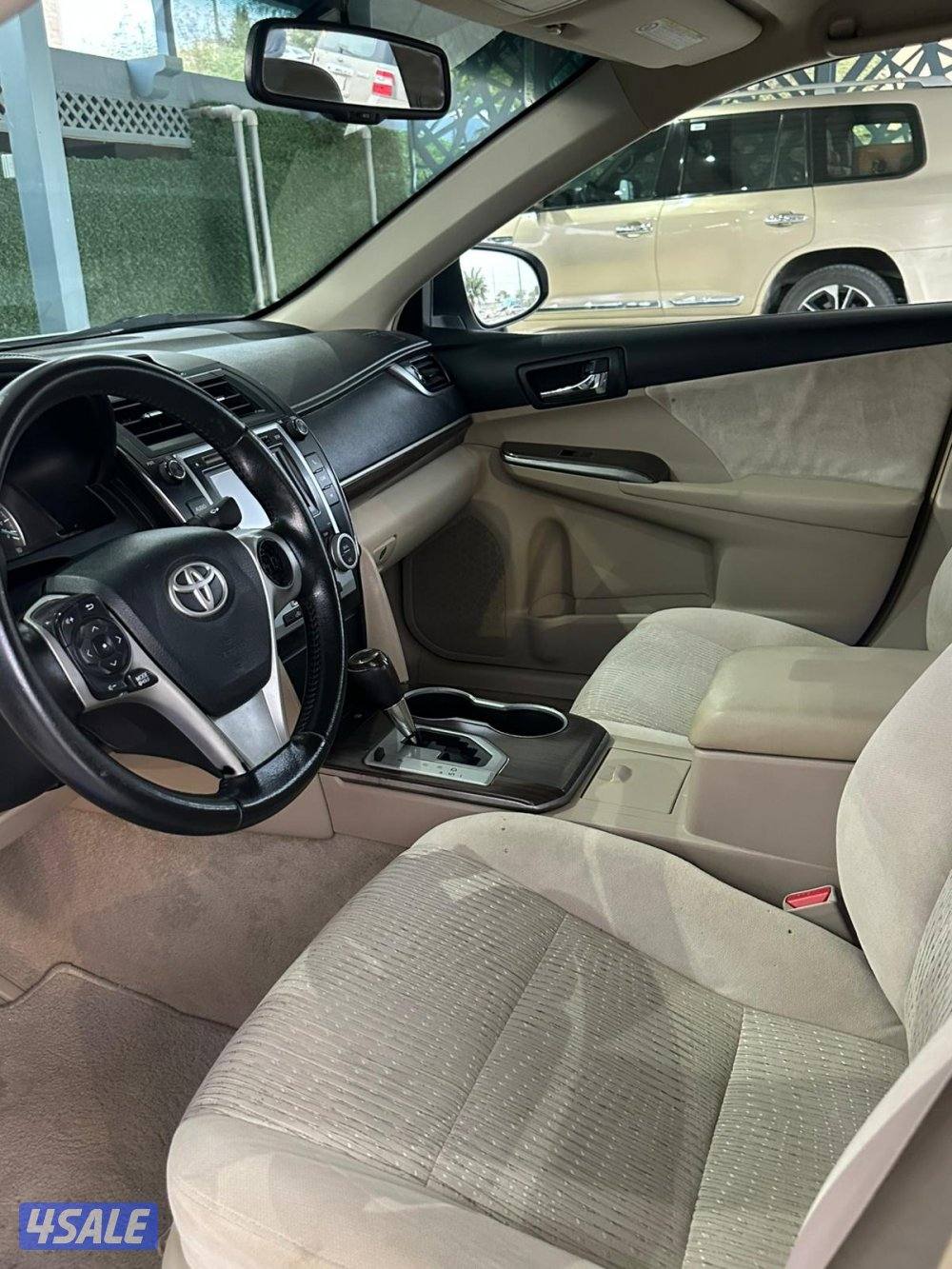 للبيع كامري 2014 بحاله الوكاله4
