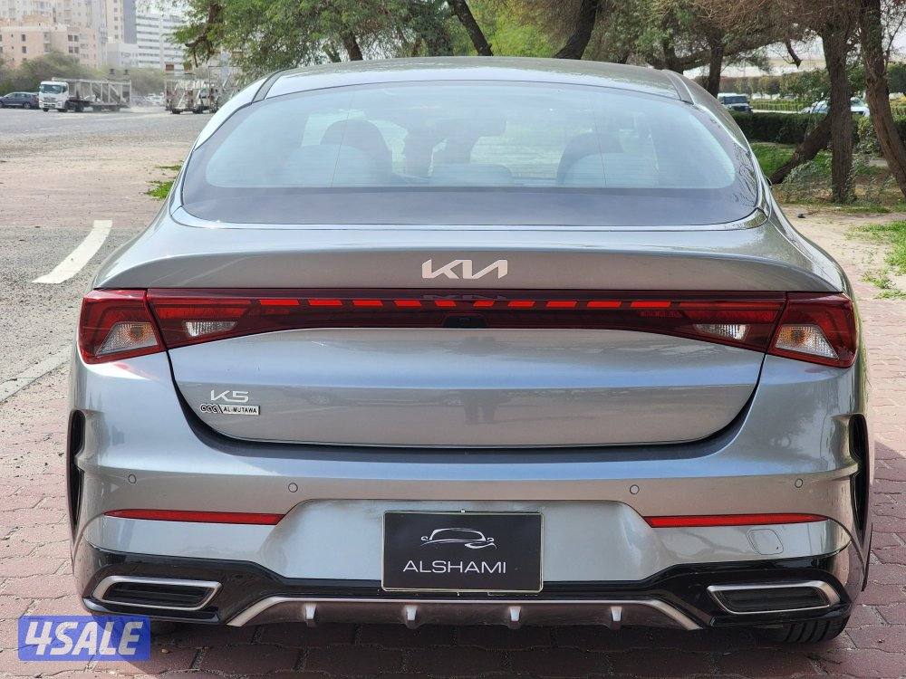 للبيع كيا K5 موديل 2023 عداد 129 ألف سرفس منتظم شرط الفحص2