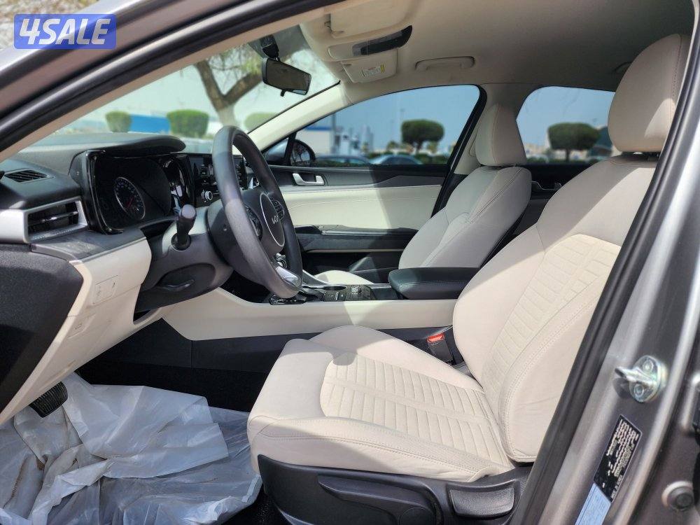 للبيع كيا K5 موديل 2023 عداد 129 ألف سرفس منتظم شرط الفحص4