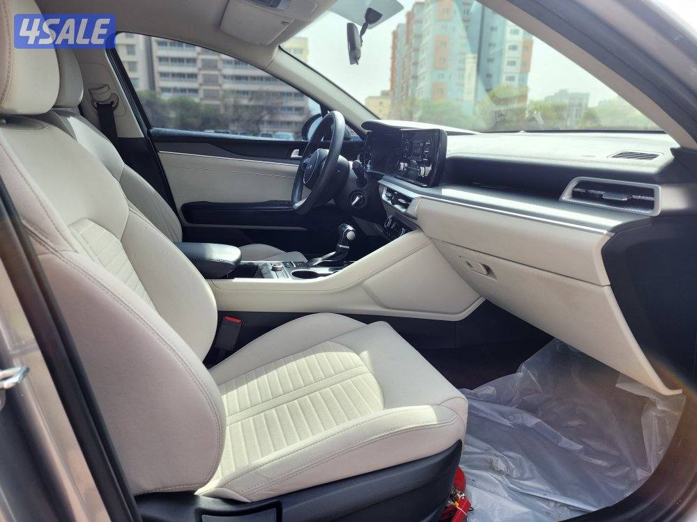 للبيع كيا K5 موديل 2023 عداد 129 ألف سرفس منتظم شرط الفحص13