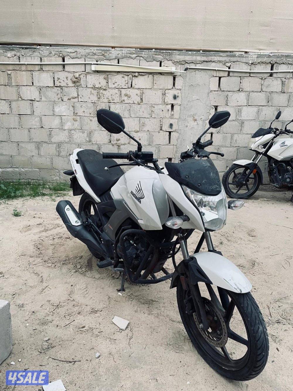 للبيع هوندا موديل 2020 واخر 2022 بيمه سنه (تحويل)0