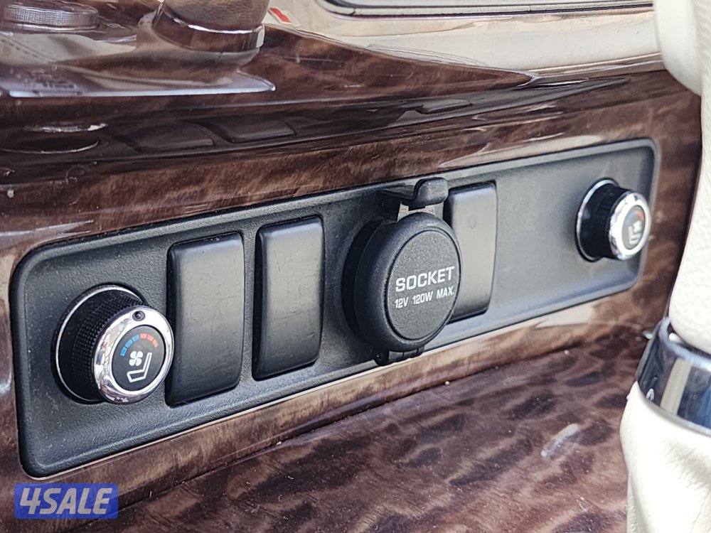 للبيع نيسان باترول 2014 بلاتينوم عداد 192 ألف كامل المواصفات شرط الفحص12