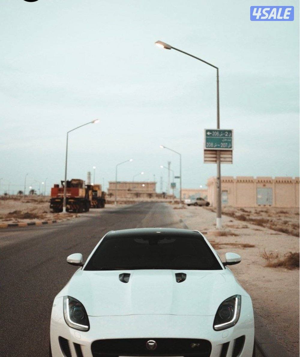 جاكوار f type4