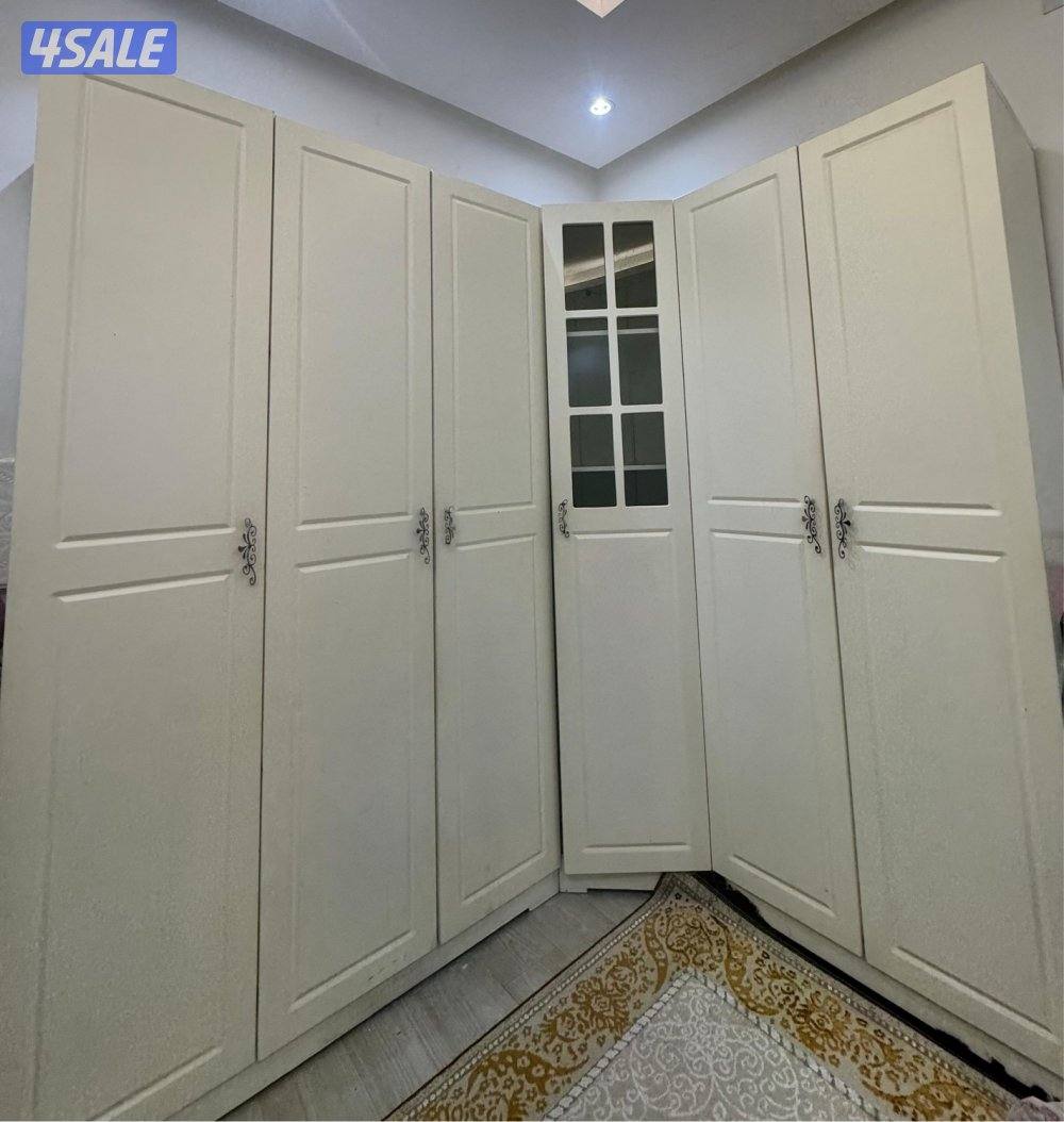 كبت كبير ٤ ابواب خشب اصلي0