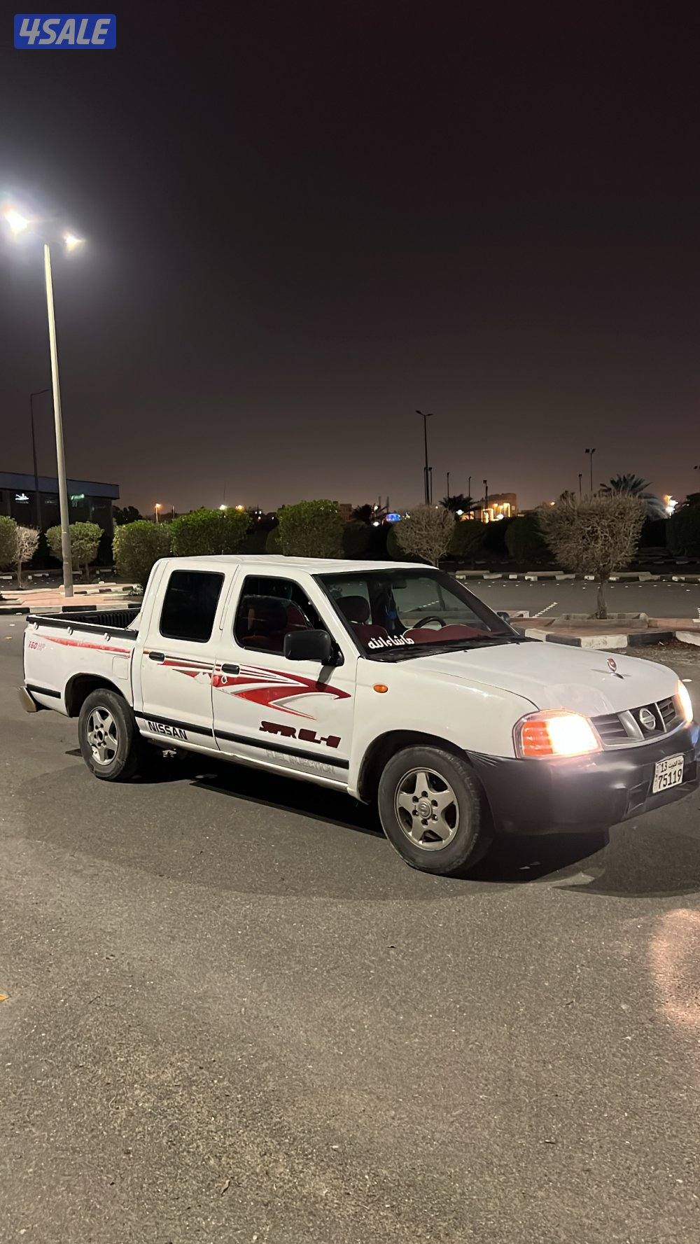 للبيع عربانة 2015 ممشى 270 باقي التفاصيل عند الاتصال3