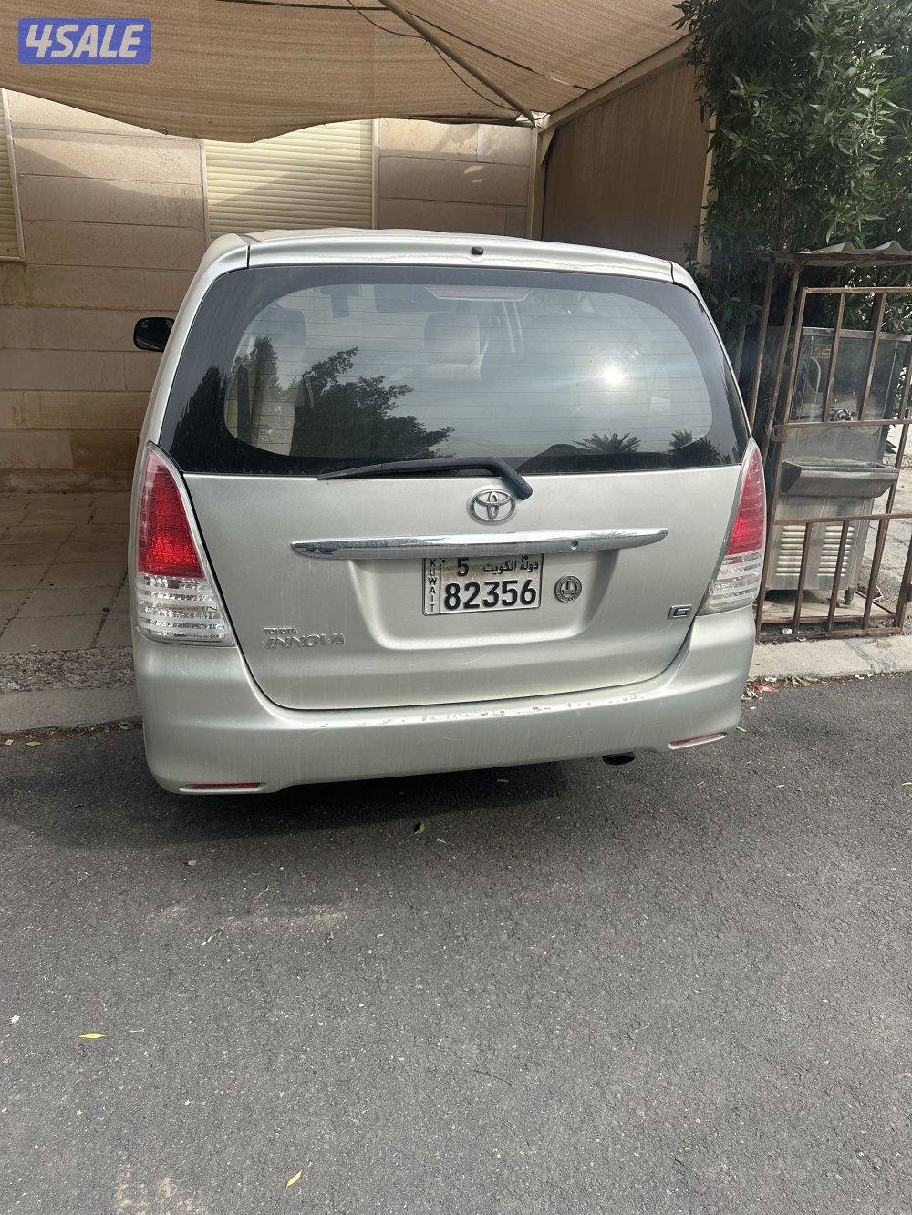 انوفا مديل 2010 ماشي 400 الف1