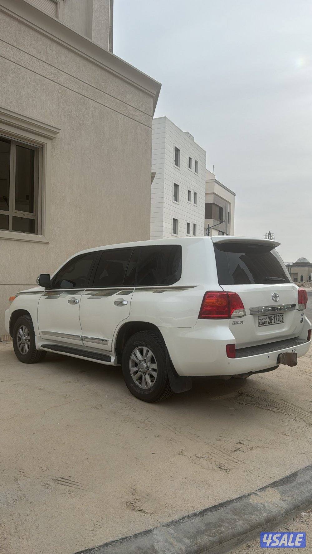 لاند كروزر الساير 20120