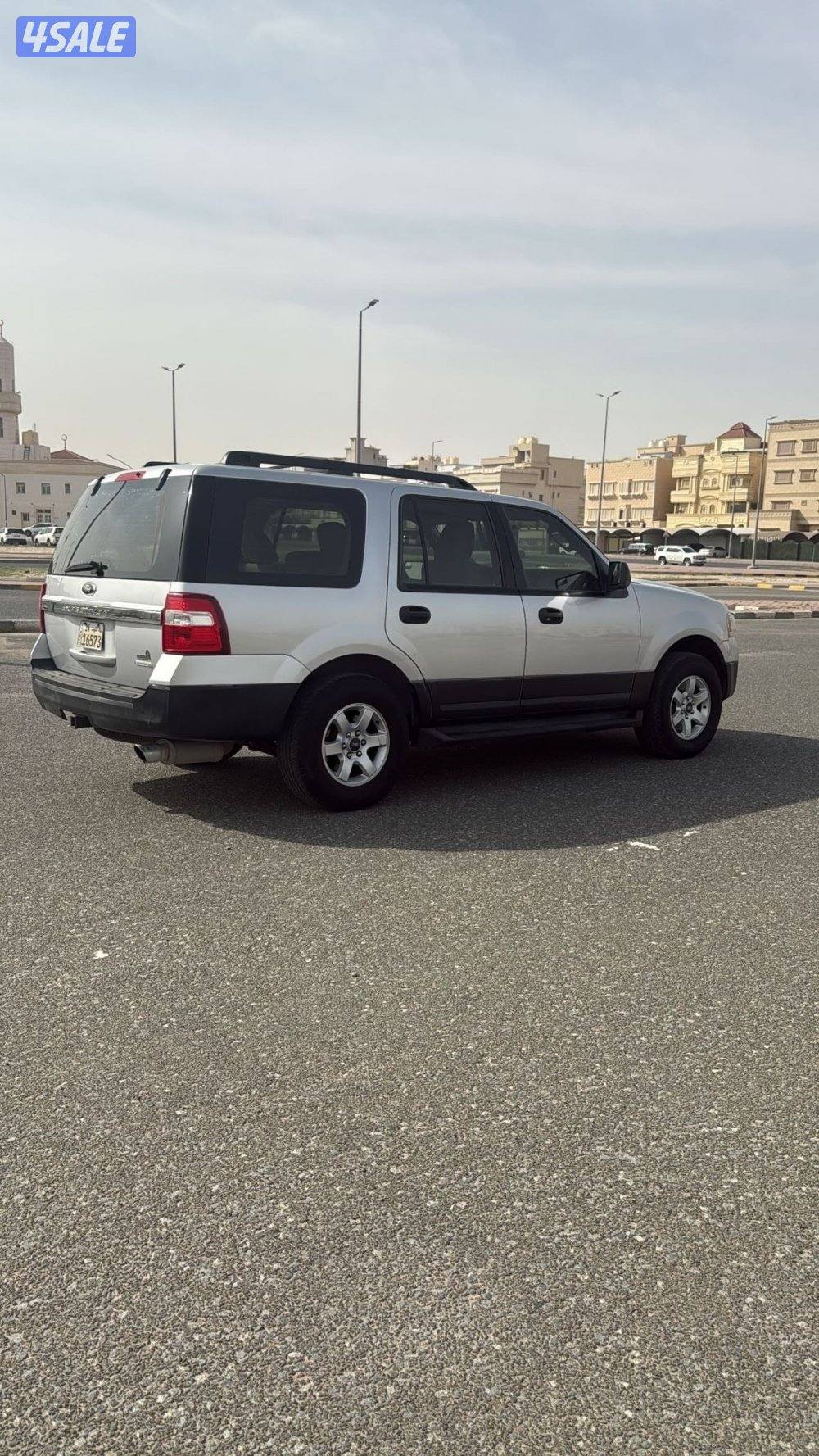 للبيع اكسبديشن موديل 2015  ( المالك الاول )2