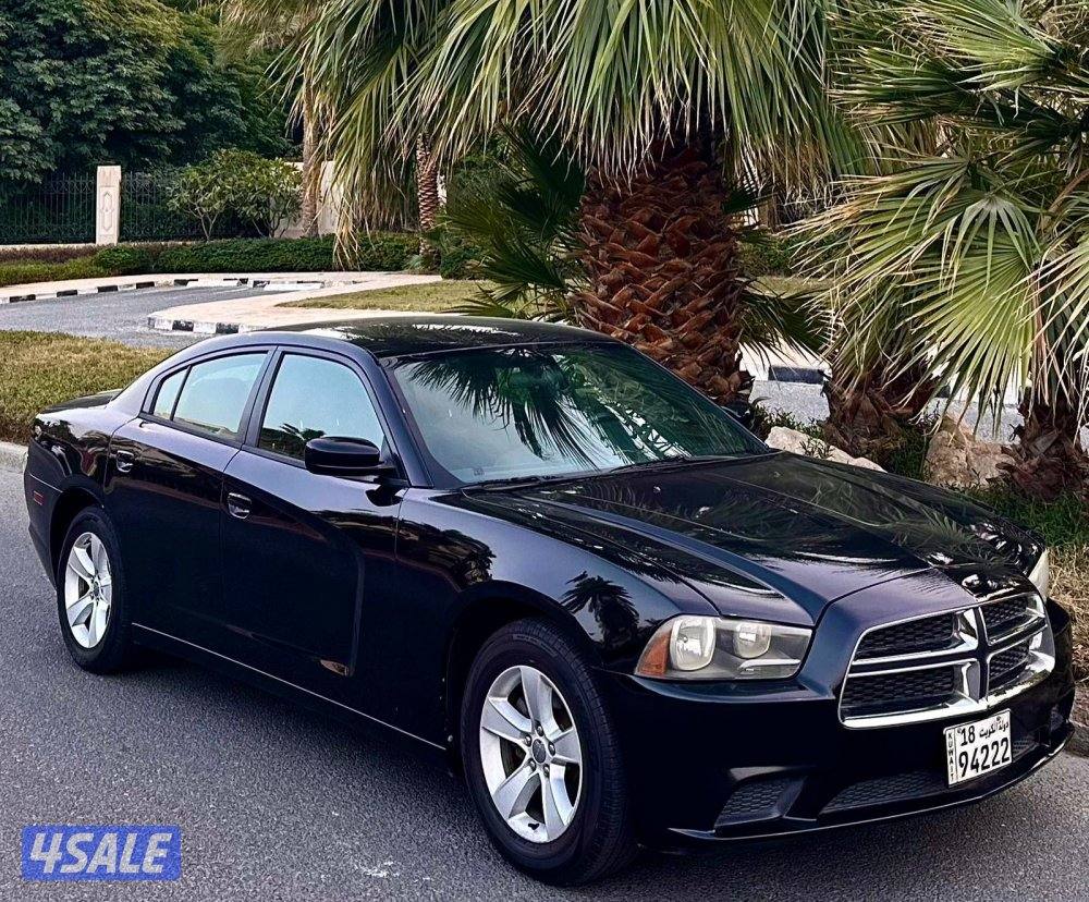 شارجر 2014 ماشي 175 بيمه سنه0