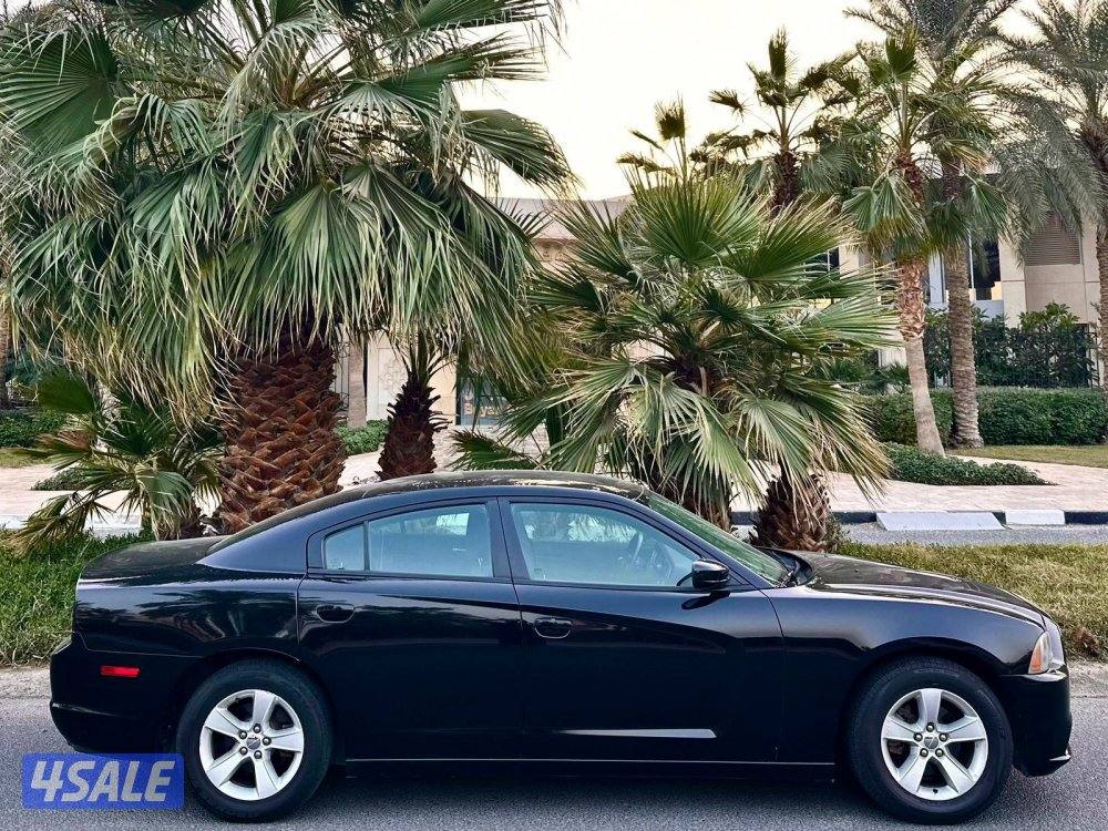 شارجر 2014 ماشي 175 بيمه سنه1