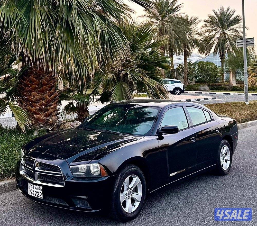 شارجر 2014 ماشي 175 بيمه سنه3