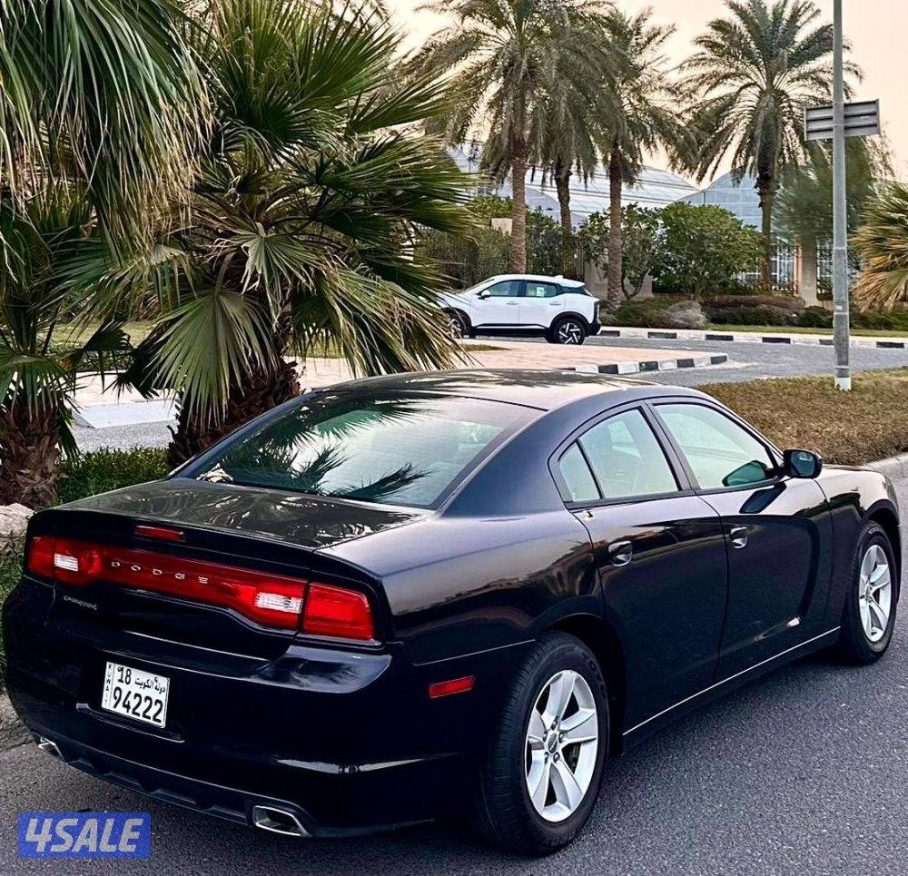 شارجر 2014 ماشي 175 بيمه سنه2