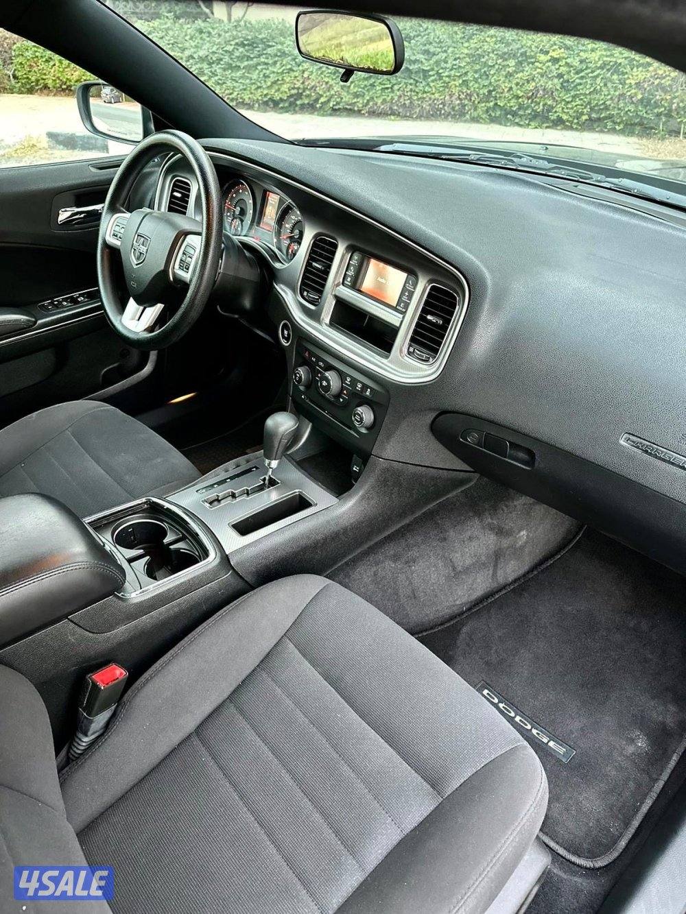 شارجر 2014 ماشي 175 بيمه سنه6