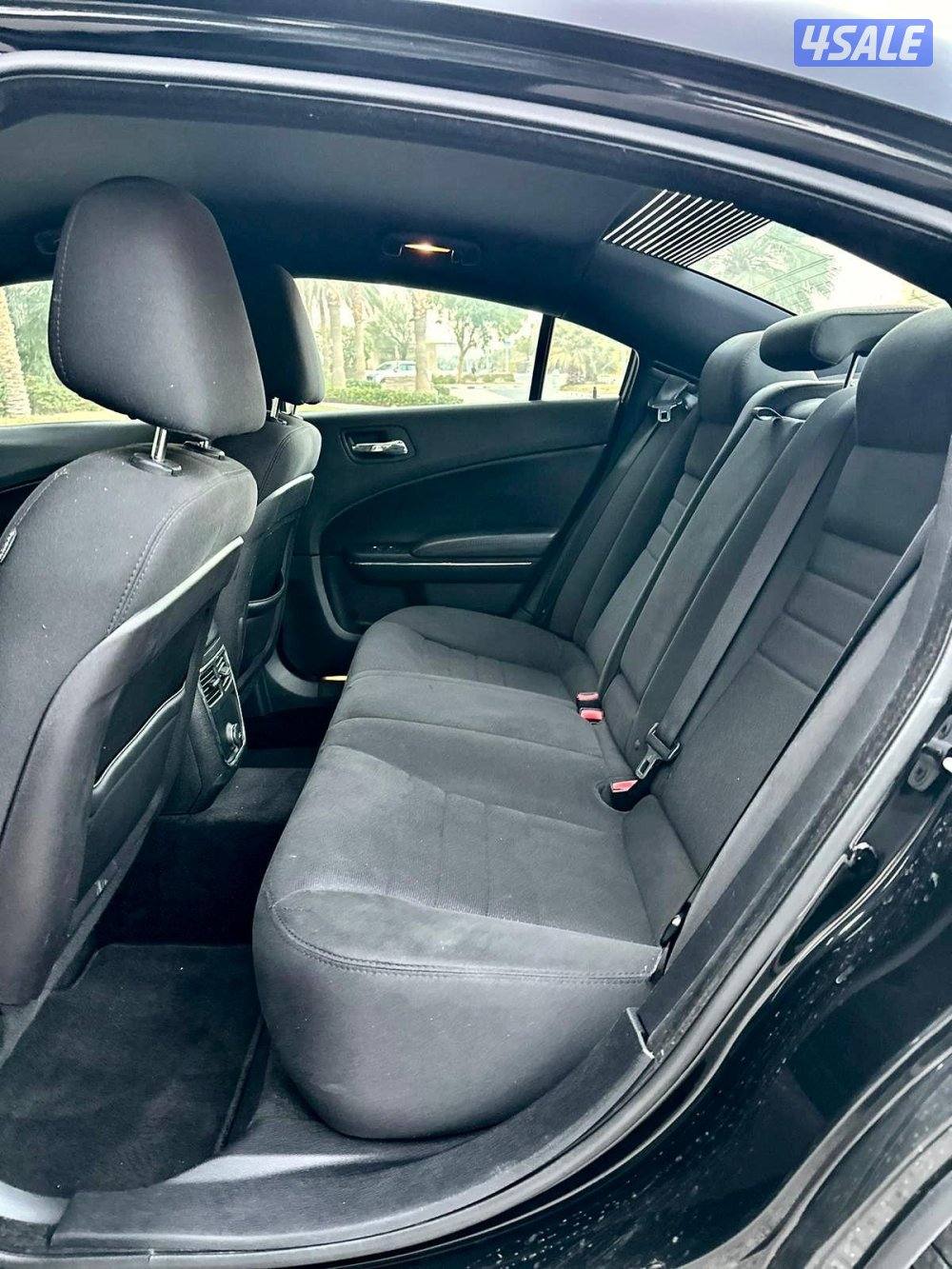 شارجر 2014 ماشي 175 بيمه سنه7