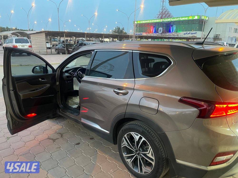 للبيع هيونداي سنتافي موديل 20202