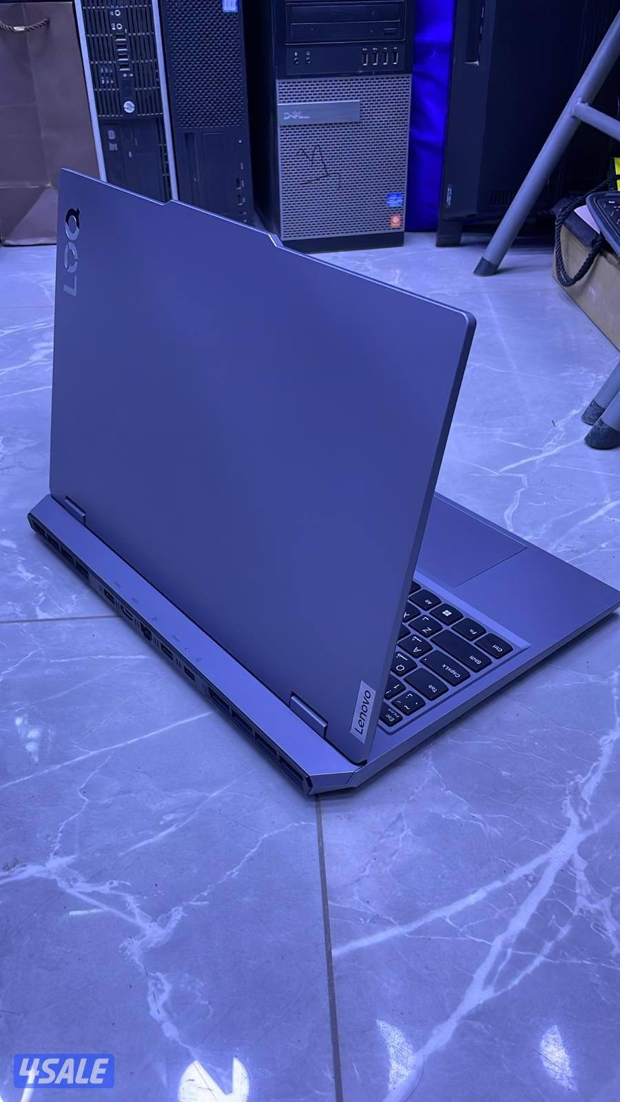 للبيع LENOVO LOG بحالة ممتازة كالجديد2