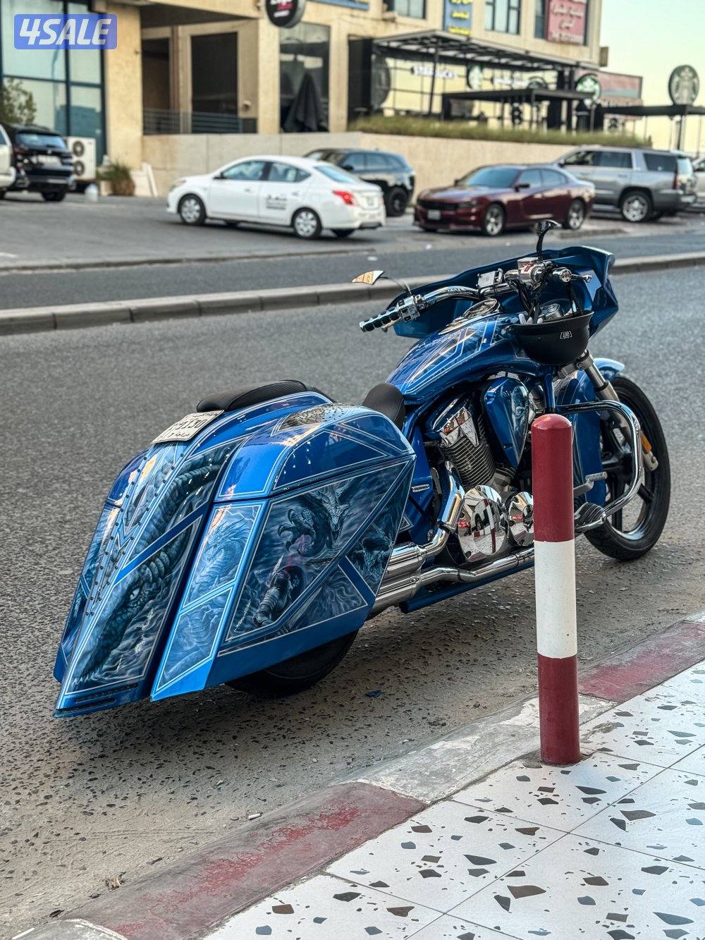 للبيع سيكل هوندا كستم1