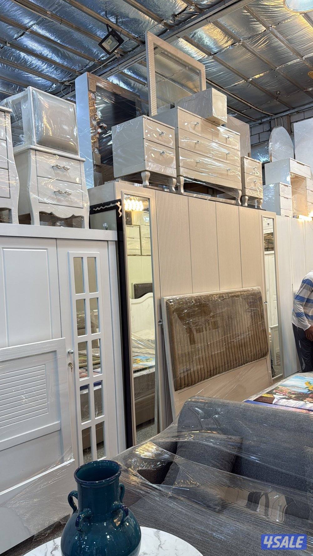 نبيع جميع غرف نوم و كبتات شبه جديده0