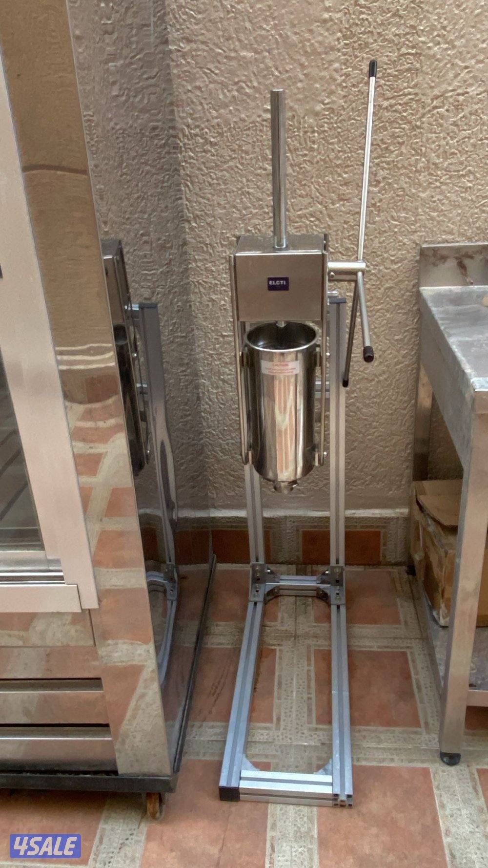 للبيع معدات مطعم وكافية5