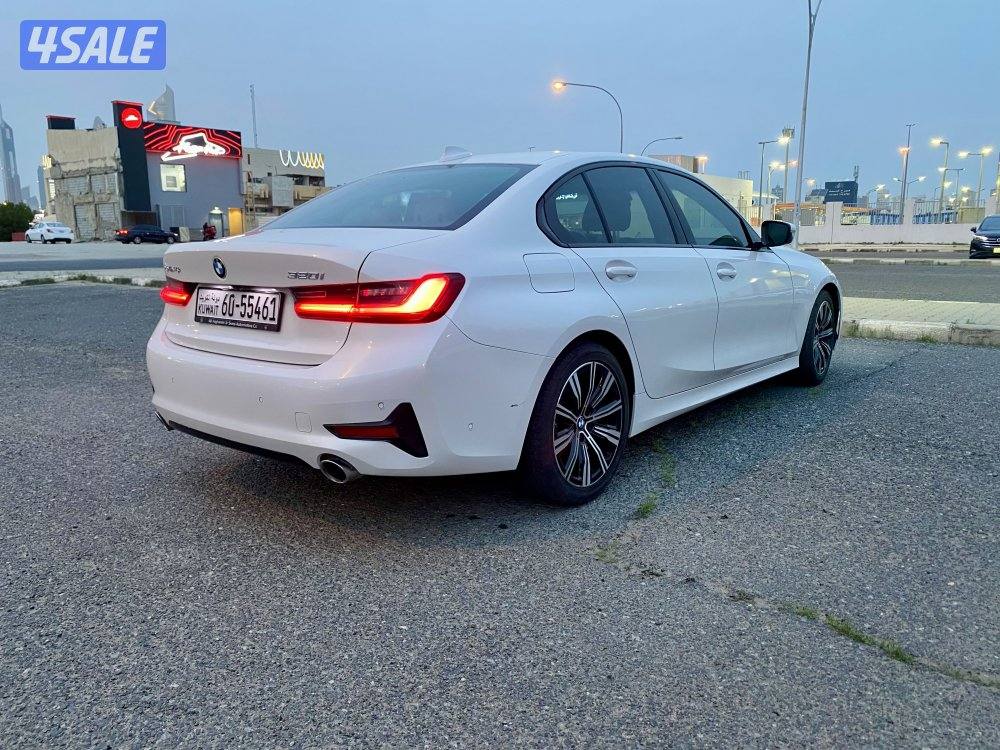 Bmw 320i للبيع3