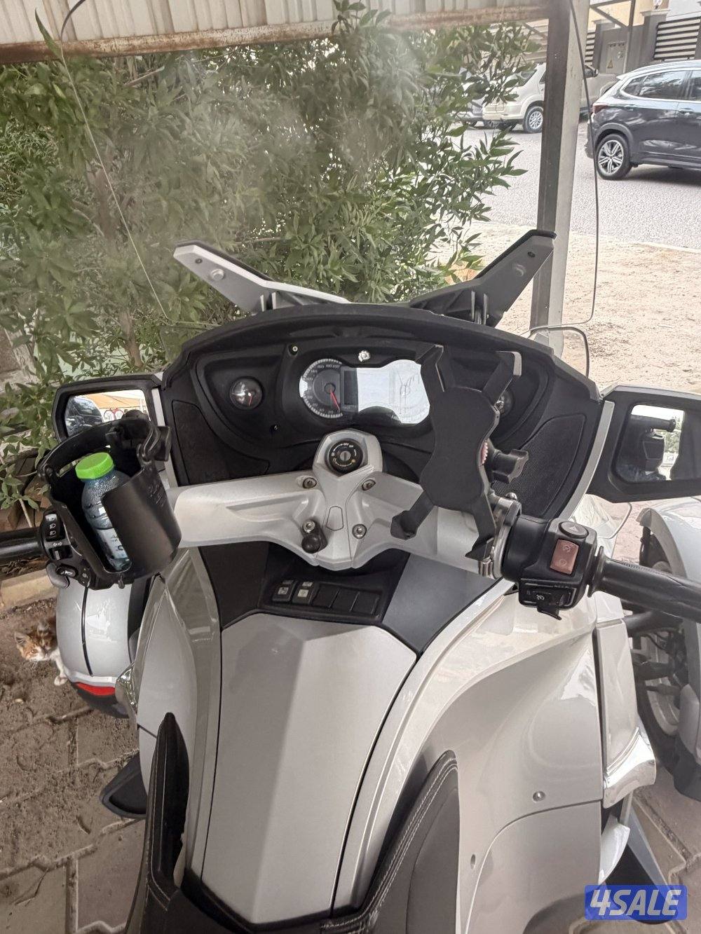 Can-Am Spyder RT1