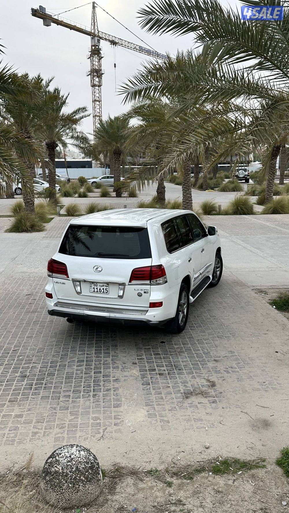 للبيع LX سبورت ابيض1