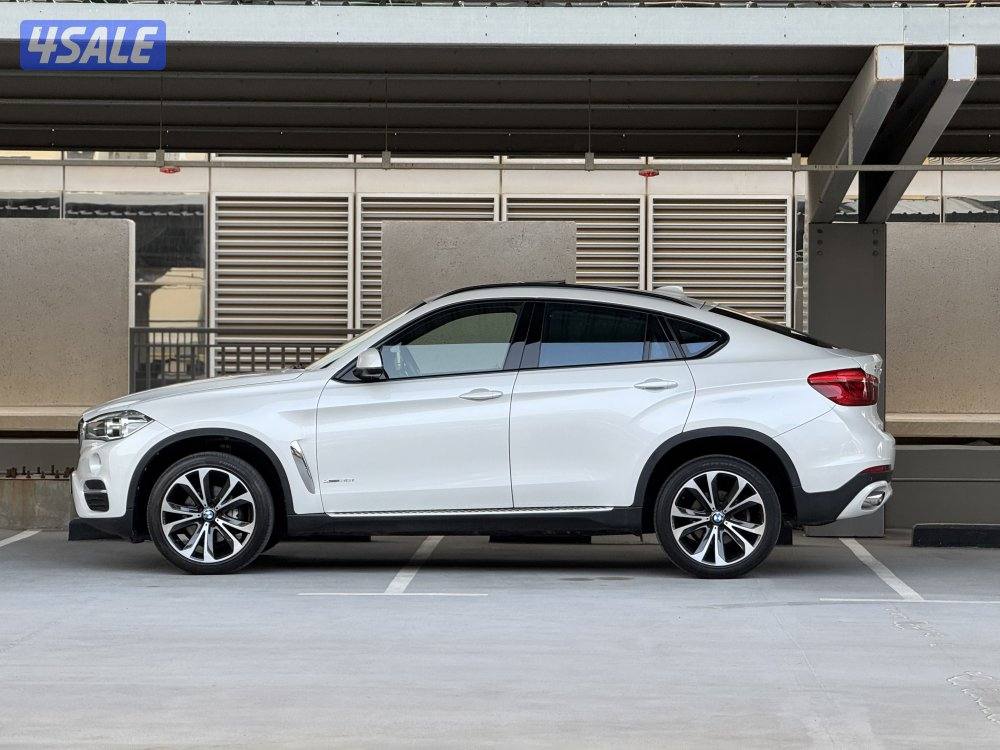 BMW X6 M pkg / 2015 / 134 km3