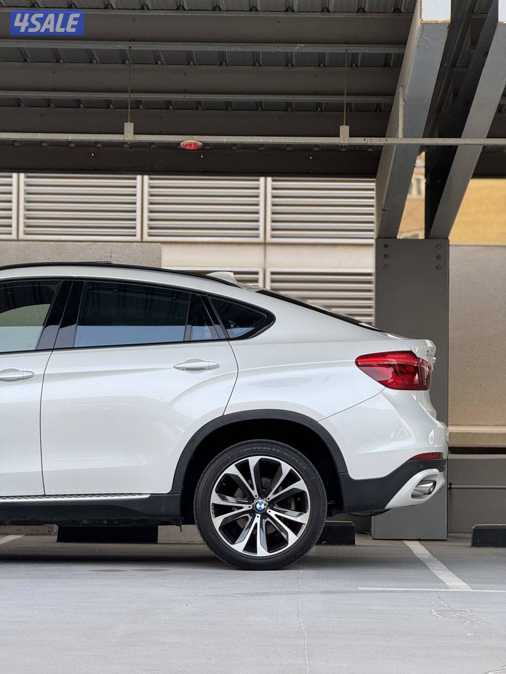 BMW X6 M pkg / 2015 / 134 km4