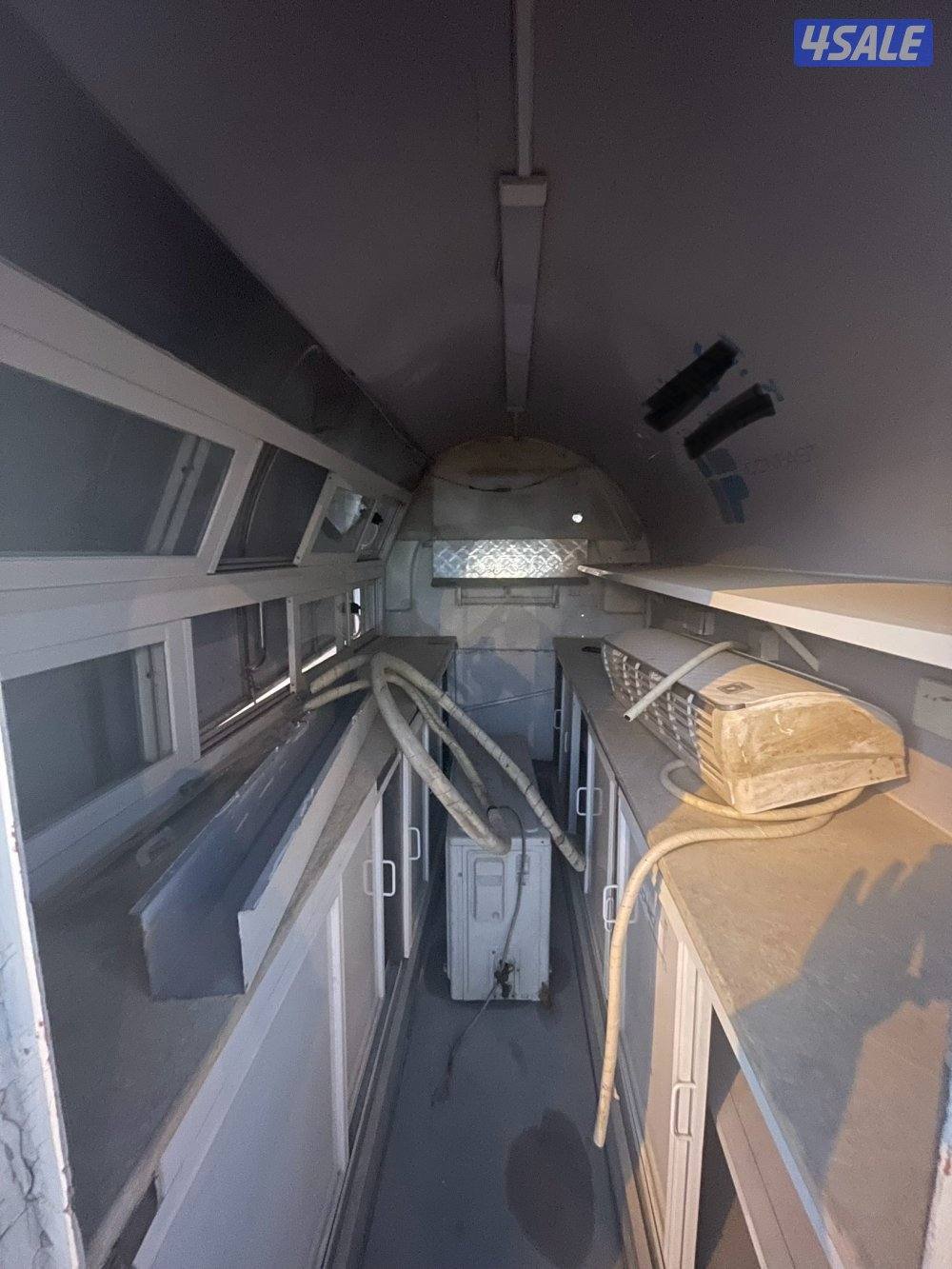 للبيع فود تراك قلص مجهز تمديدات كهرباء2