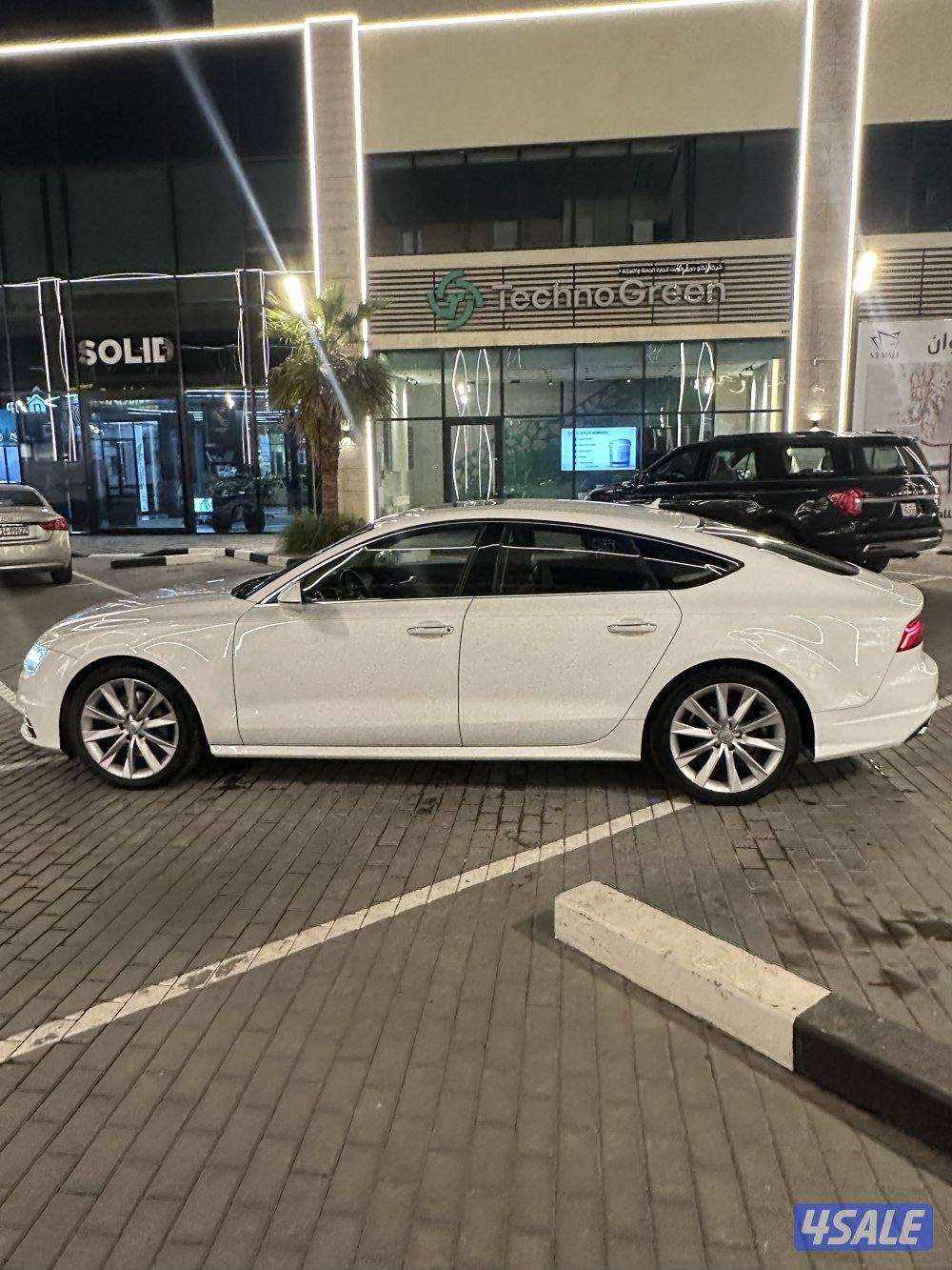 Audi A7 ، صبغ الوكاله7