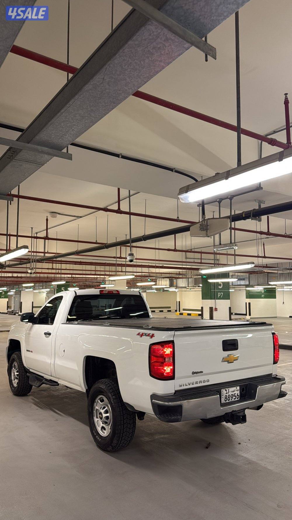 للبيع سلفرادو HD دبل ارضي موديل 2015 ماشي 200 الف صبغ قطعتين2