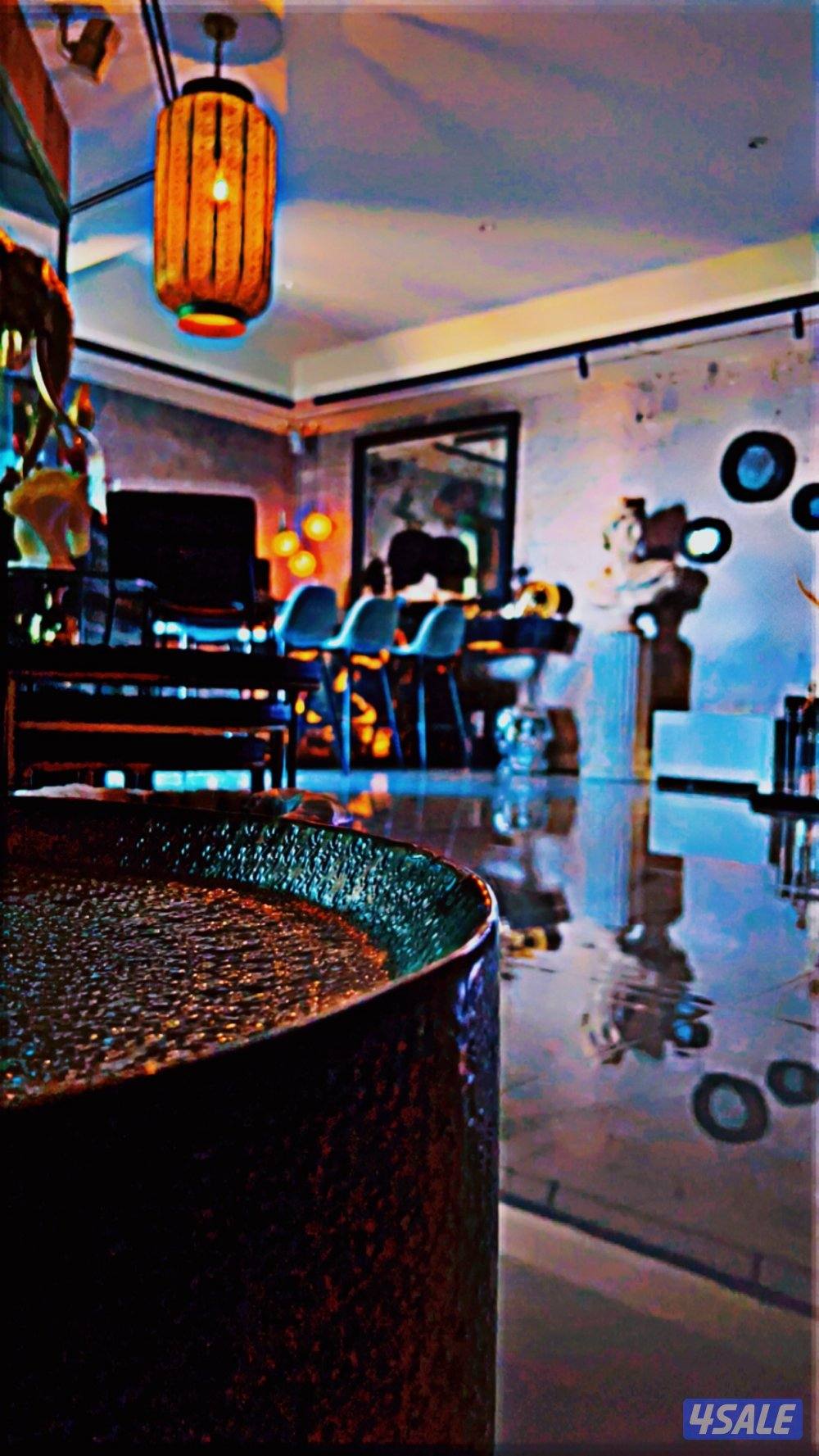 شقة بمجمع الوفرة تتكون ثلاث غرف ماستر وغرفة عامل بلكونتين اطلاله بحرية3