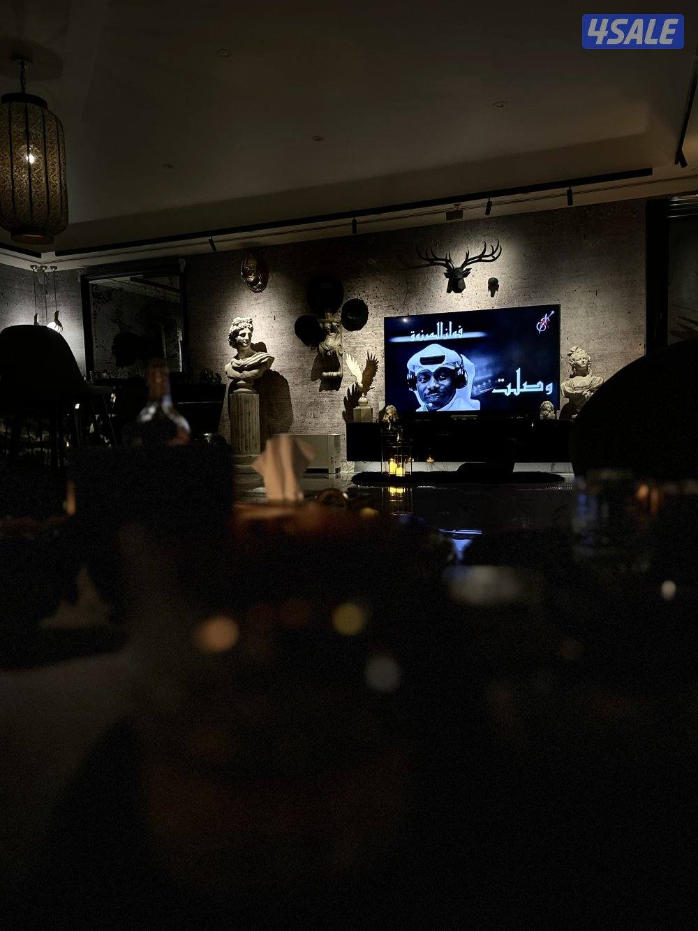 شقة بمجمع الوفرة تتكون ثلاث غرف ماستر وغرفة عامل بلكونتين اطلاله بحرية9