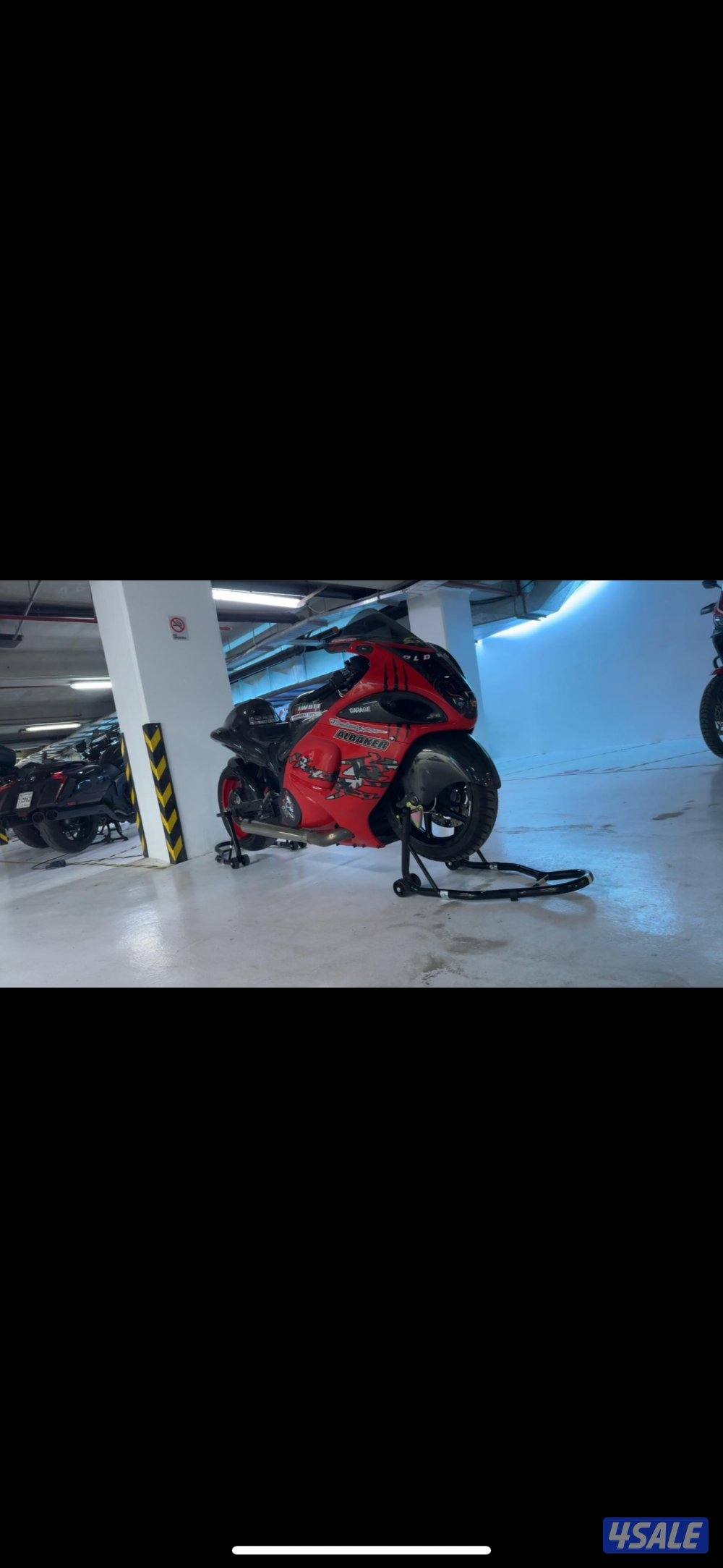 للبيع فان gmc  معاه هايبوسه 2012 مجهز حق نادي سباق0