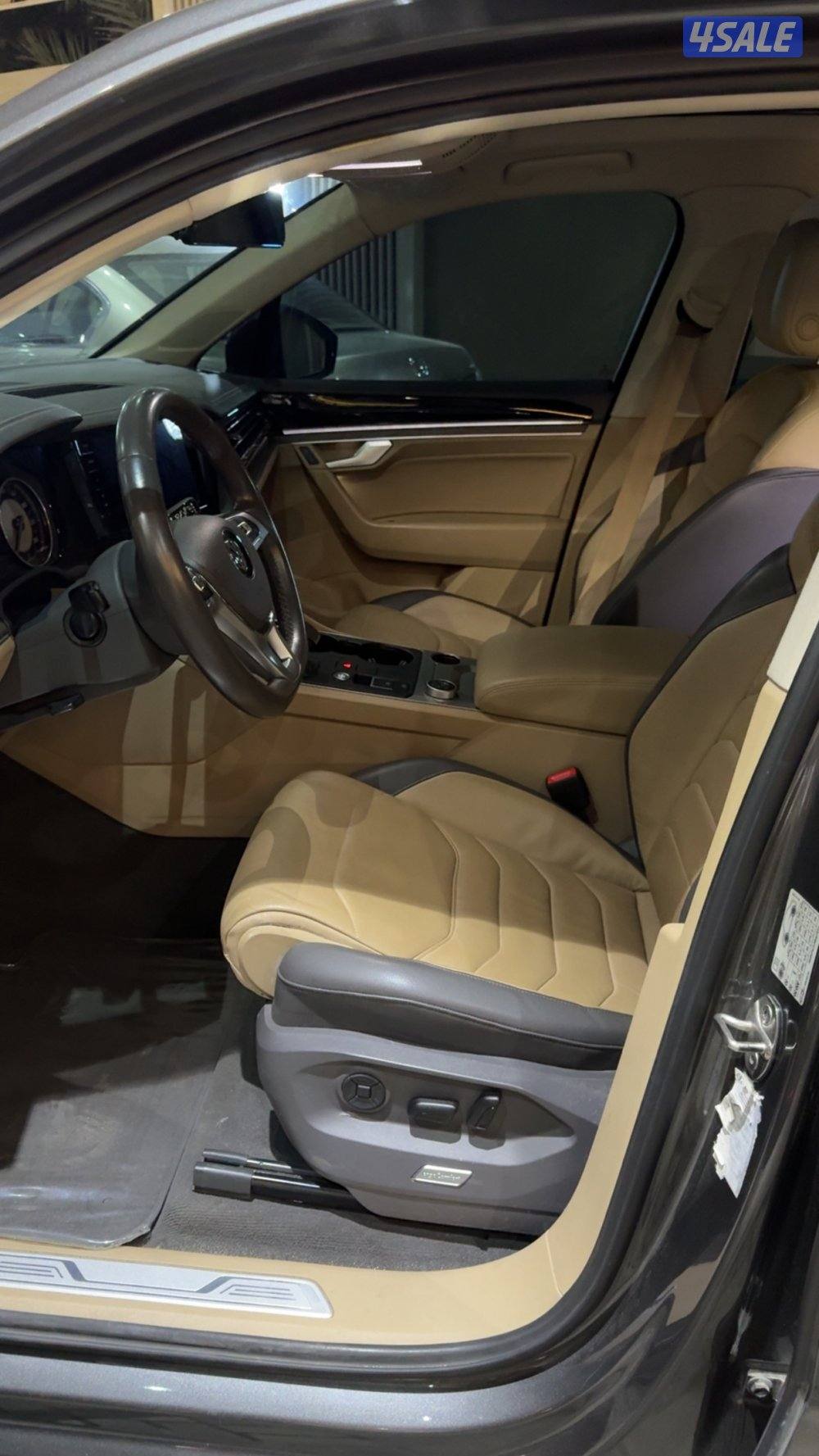 للبيع جيب طوارق موديل 2019 بحاله الوكاله كامل المواصفات ماشي 190 الف3