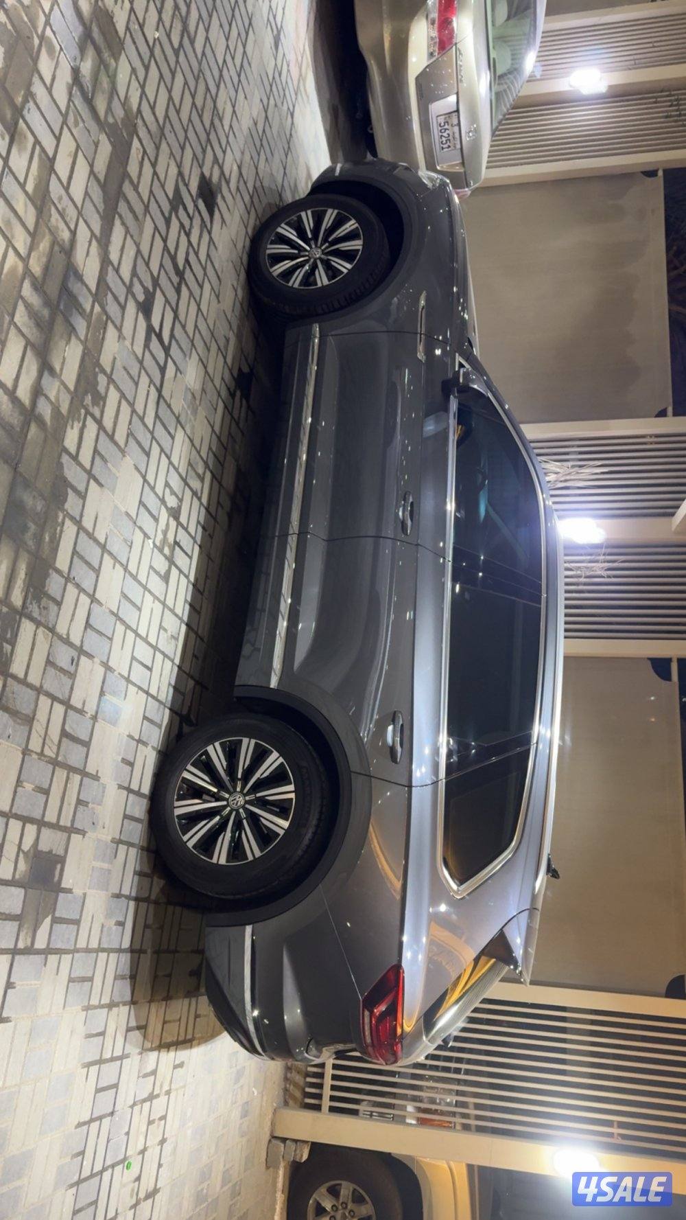 للبيع جيب طوارق موديل 2019 بحاله الوكاله كامل المواصفات ماشي 190 الف5