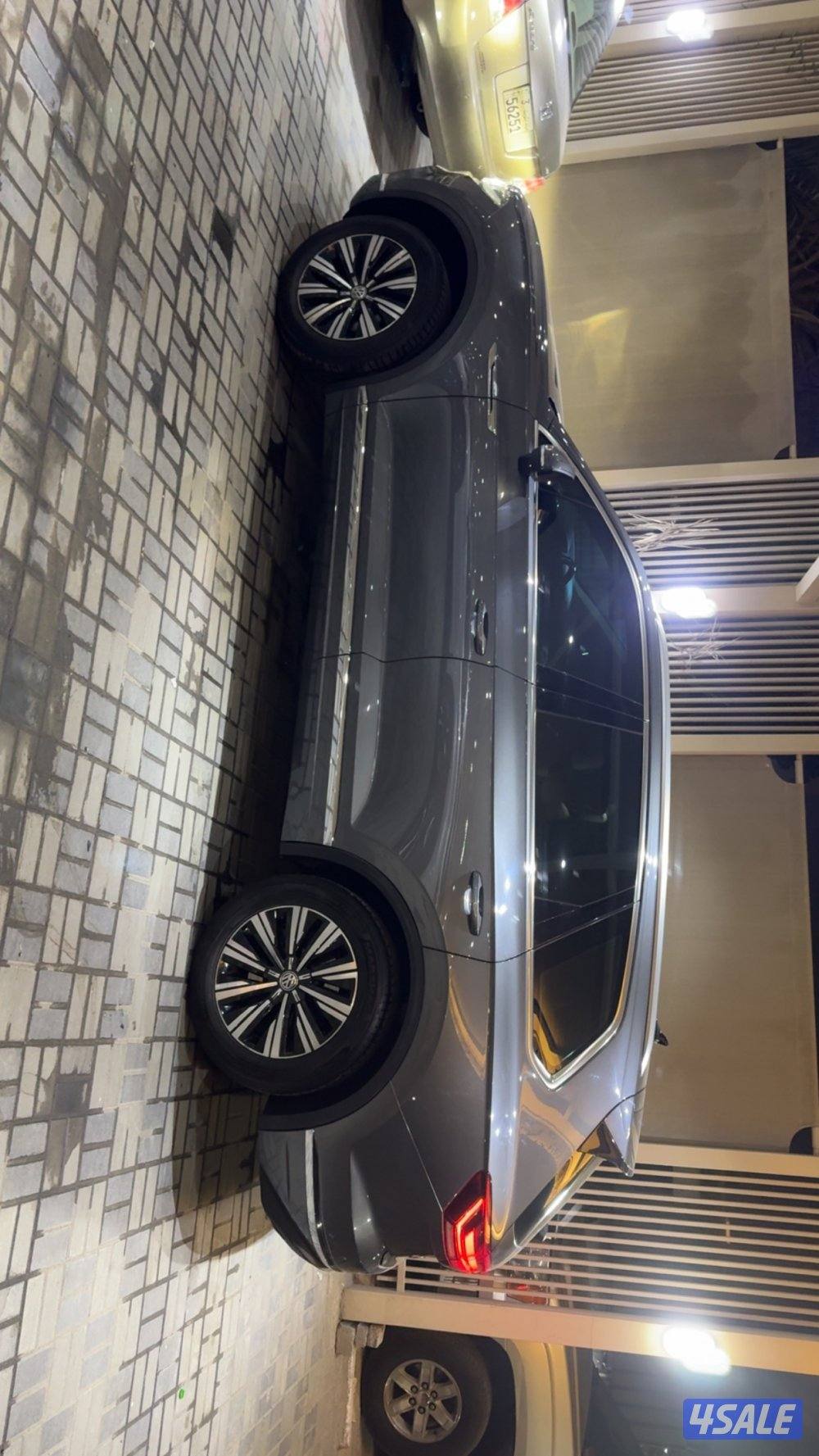 للبيع جيب طوارق موديل 2019 بحاله الوكاله كامل المواصفات ماشي 190 الف9