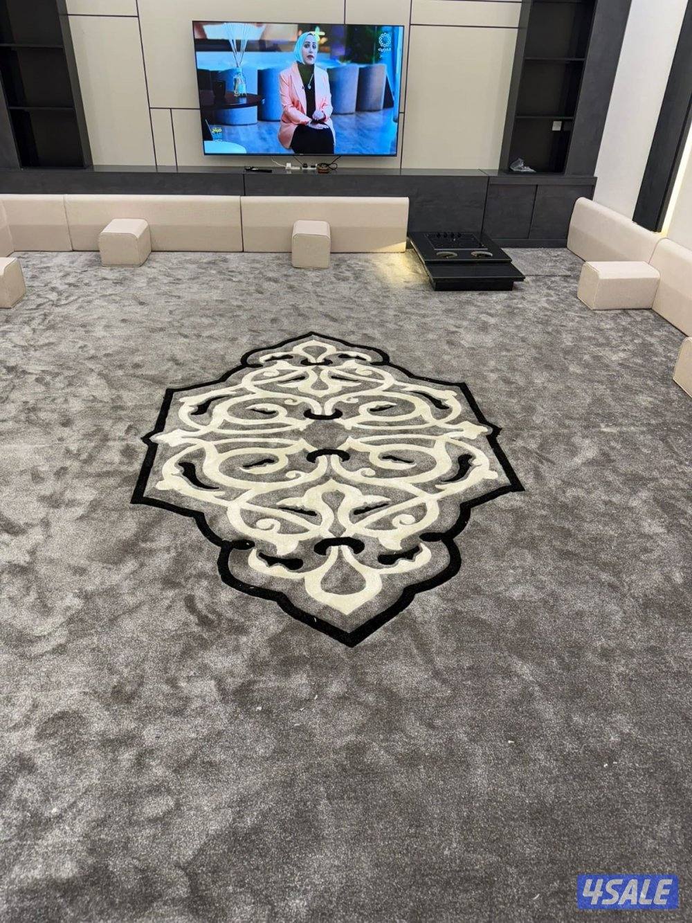 كل ما يخص الديوانيات لدينا سجاد مساند بغلي وسعودي نقشات حفر يدوي باركي0